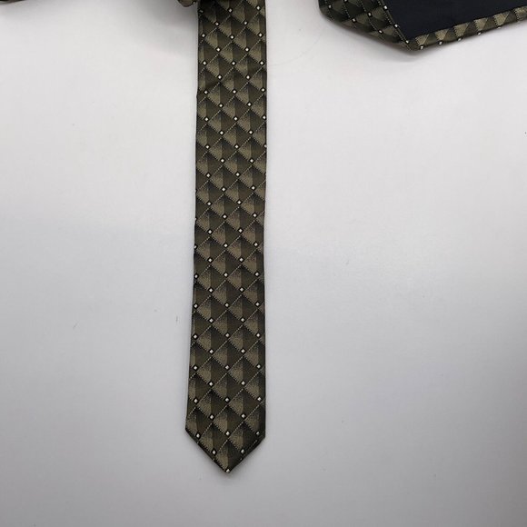 Croft & Barrow Men's Geometric Pattern 100% Imported Silk Neck Tie Brown Multi - Picture 2 of 6